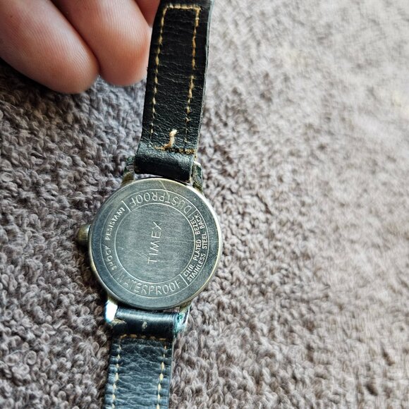 old Timex watch - Picture 7 of 8